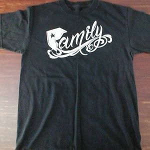 Famous stars & straps Family shirt